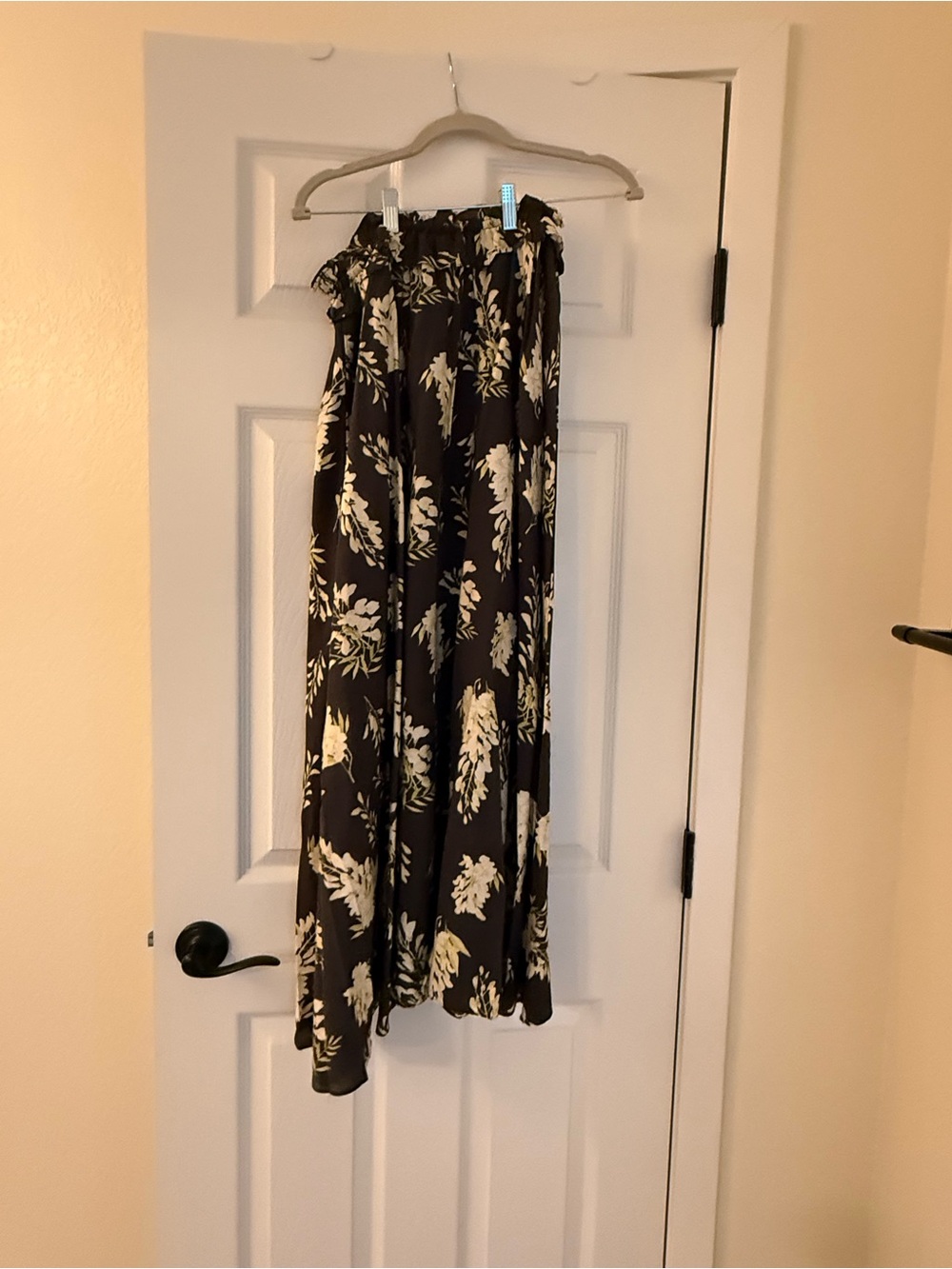NWT Black Floral Maxi Skirt - Lightweight Women’s 2 piece set - Picture 8 of 10